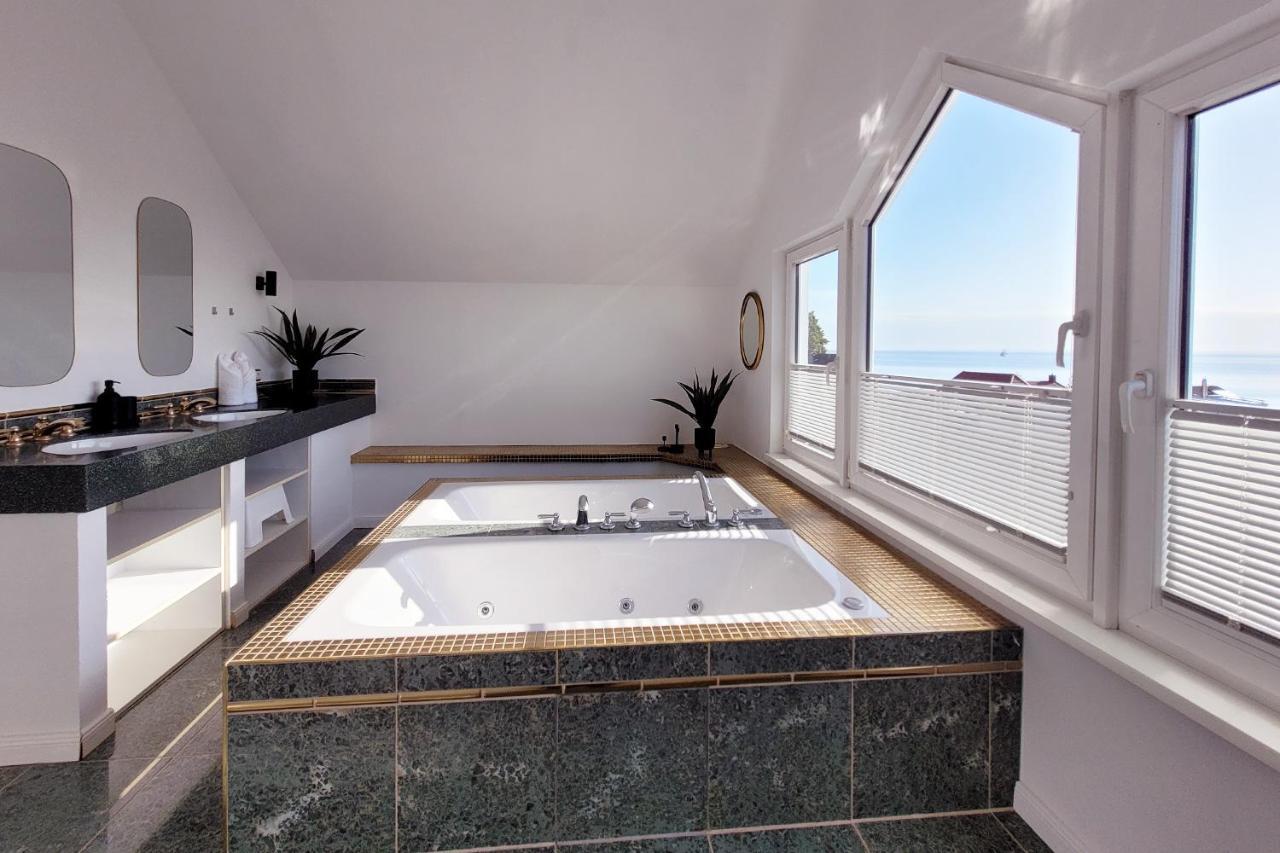 Grosse Penthouse Ferienwohnung Mit Meerblick, Sonnenterrasse & Luxusbad Von "Momentic" เซียร์คสดอร์ฟ ภายนอก รูปภาพ